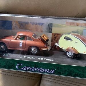 Cararama Porsche 356B Coupé Model with Trailer